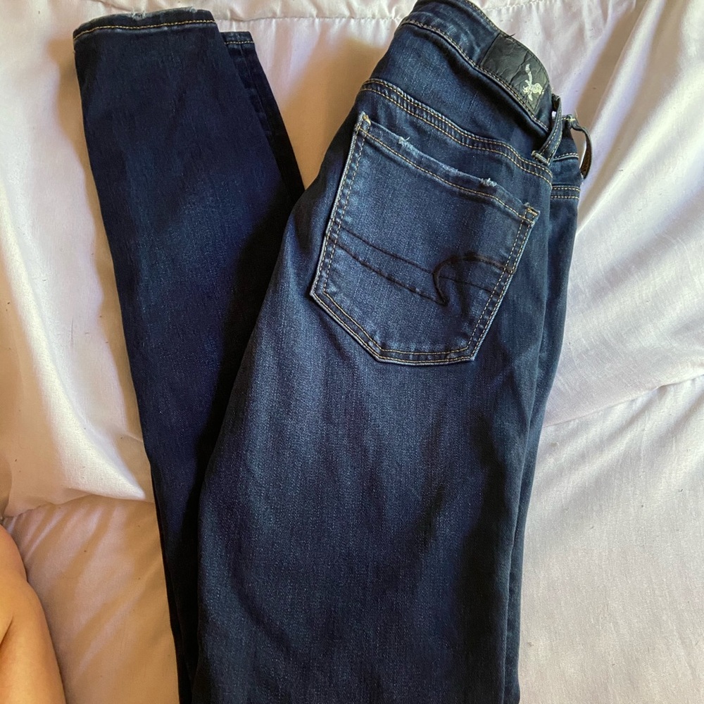 Size 2 Women’s AEO Super Stretchy Jeans